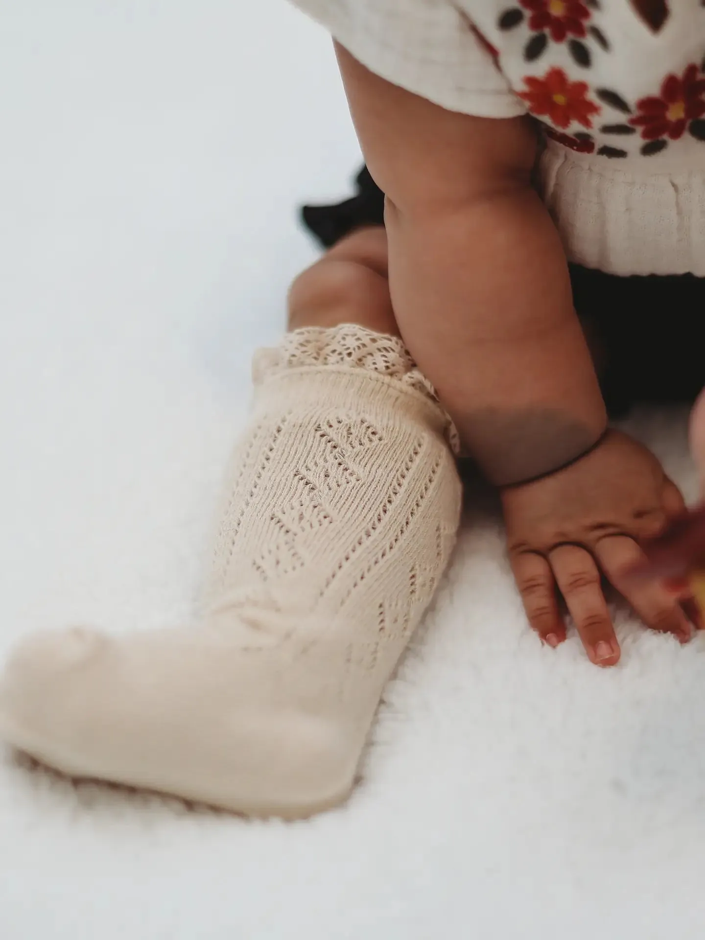 Fancy Lace Top Knee High Socks - Vanilla